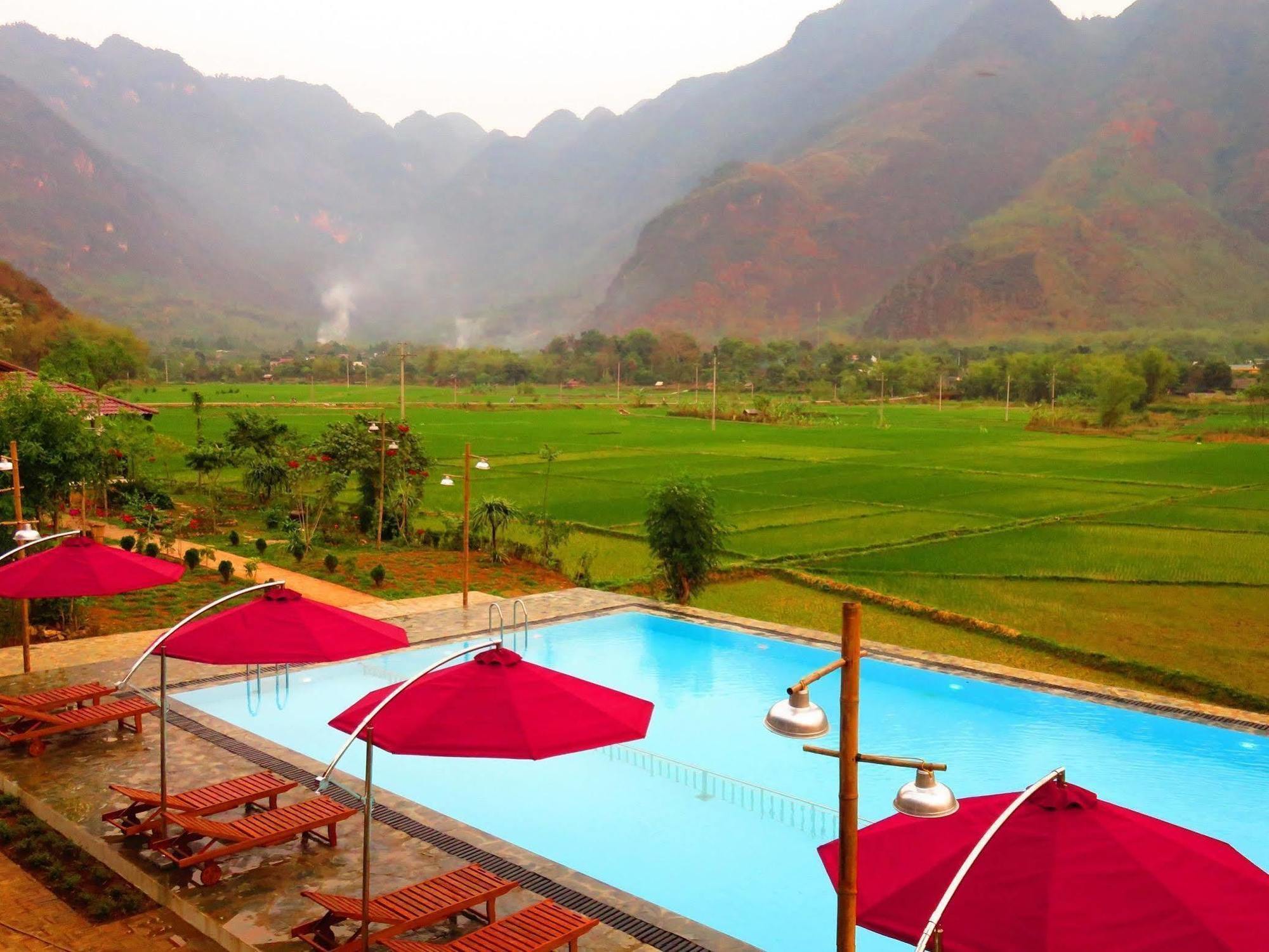 Sol Bungalows Hotel Mai Châu Bagian luar foto